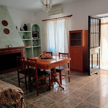 Vivienda Rural Los Iberos M&M, Castellar de Santisteban Εξωτερικό φωτογραφία